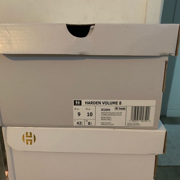 Adidas Harden Volume 8 - Picture 4 of 6